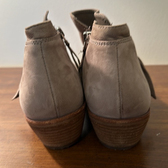 Women’s Sam Edelman booties size 10.5 suede gray - Picture 3 of 4